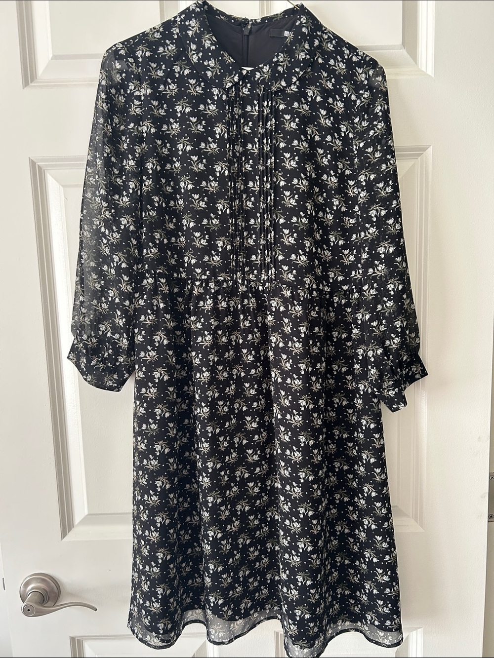 Uniqlo Black Floral Button-Up Blouse